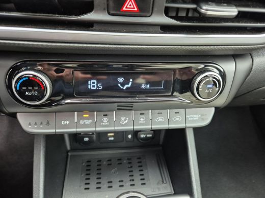 Hyundai KONA 1.6 GDI HEV Premium | Apple Carplay | Schuif / kanteldak | Achteruitrijcamera | Lederen Bekleding... ActivLease financial lease