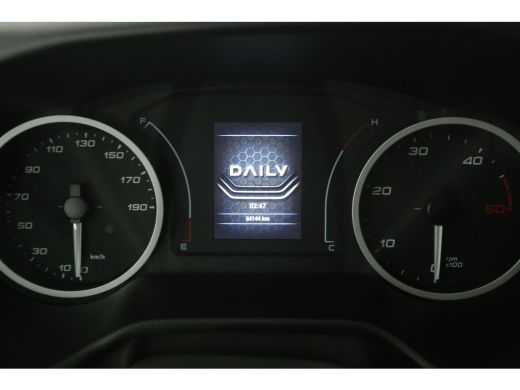 Iveco Daily 35C16H 2.3 410 157PK Dubbellucht Laadklep Bakwagen Laadbak Airco 3 Persoons Elektrpakket ActivLease financial lease