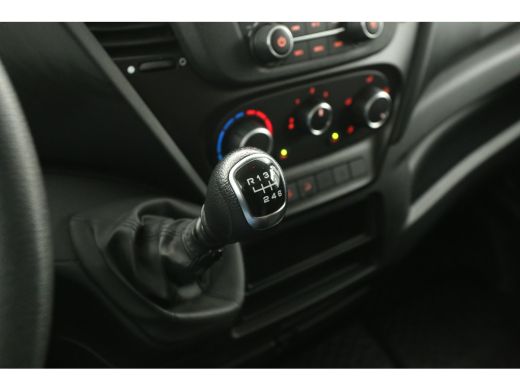 Iveco Daily 35C16H 2.3 410 157PK Dubbellucht Laadklep Bakwagen Laadbak Airco 3 Persoons Elektrpakket ActivLease financial lease