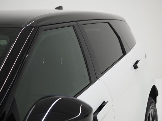 Land Rover Range Rover Evoque P200 AWD R-Dynamic S | Leder | El. achterklep | Verwarmbare voorstoelen | Camera ActivLease financial lease