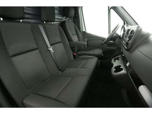 Mercedes Sprinter 314 2.2 CDI L2H2 143PK 3500KG Trekgew. Automaat Airco Camera Cruise Carplay Navi 3 Persoons Imper... ActivLease financial lease