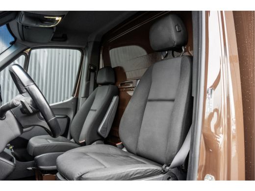 Mercedes Sprinter 515 CDI | Bakwagen met laadklep | Automaat | Mbux | Carplay | Navigatie | Climate | Cruise | Euro 6 ActivLease financial lease
