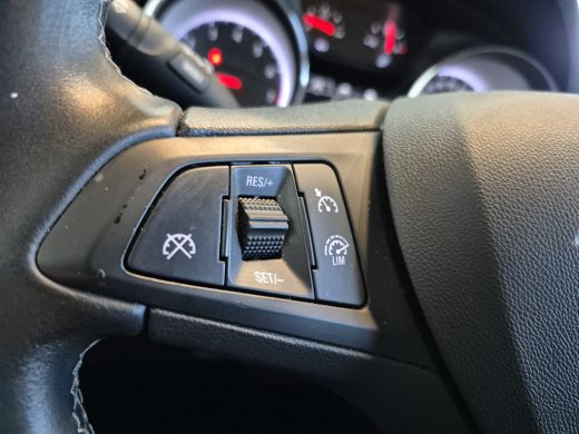 Opel Astra 1.2 Edition 110pk | Carplay/Android auto | Electronic climate controle | Navigatiesysteem full ma... ActivLease financial lease