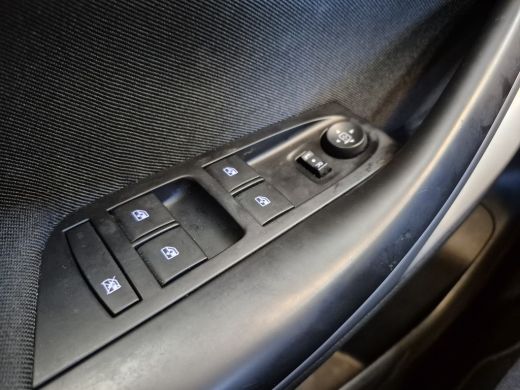 Opel Astra 1.2 Edition 110pk | Carplay/Android auto | Electronic climate controle | Navigatiesysteem full ma... ActivLease financial lease