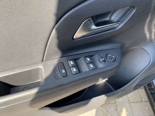 Opel Corsa Opel 1.2 Elegance ActivLease financial lease
