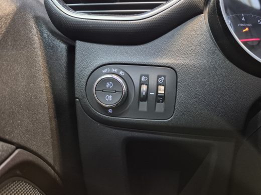 Opel Crossland X 1.2 Turbo Innovation 110pk | Trekhaak | Climate control  | LED koplampen | Lichtmetalen velgen 16" ActivLease financial lease