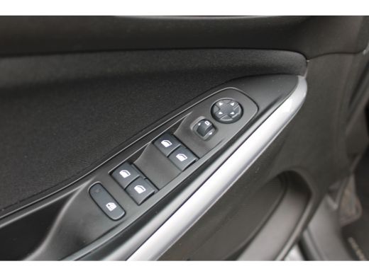 Opel Grandland X 1.2 130 pk Edition / Carplay / Parkeersensoren / LED / Airco / Cruise Control / ActivLease financial lease