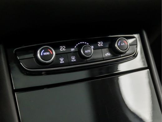 Opel Grandland X 1.2 Turbo Elegance Sport (PANORAMADAK, APPLE CARPLAY, GROOT NAVI, LEDER, 360 CAMERA, SPORTSTOEL... ActivLease financial lease