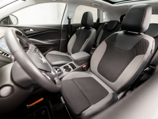 Opel Grandland X 1.2 Turbo Elegance Sport (PANORAMADAK, APPLE CARPLAY, GROOT NAVI, LEDER, 360 CAMERA, SPORTSTOEL... ActivLease financial lease
