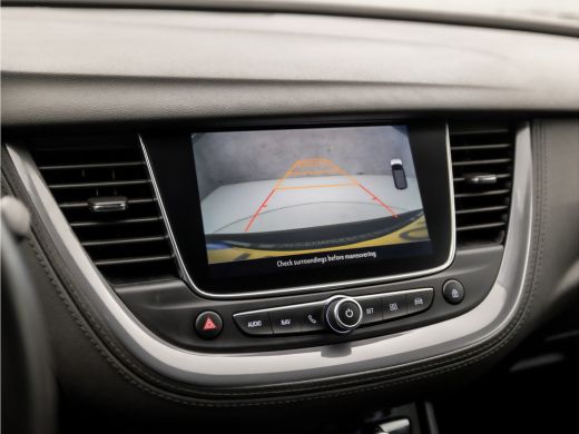 Opel Grandland X 1.2 Turbo Sport (APPLE CARPLAY, GROOT NAVI, CAMERA, LEDER, GETINT GLAS, SPORTSTOELEN, PARKEERSE... ActivLease financial lease