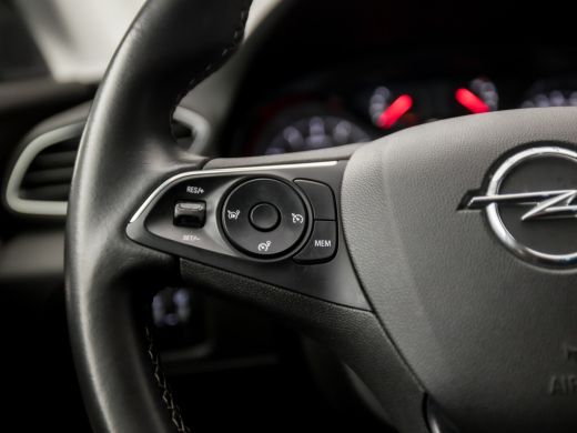 Opel Grandland X 1.2 Turbo Sport (APPLE CARPLAY, GROOT NAVI, CAMERA, LEDER, GETINT GLAS, SPORTSTOELEN, PARKEERSE... ActivLease financial lease