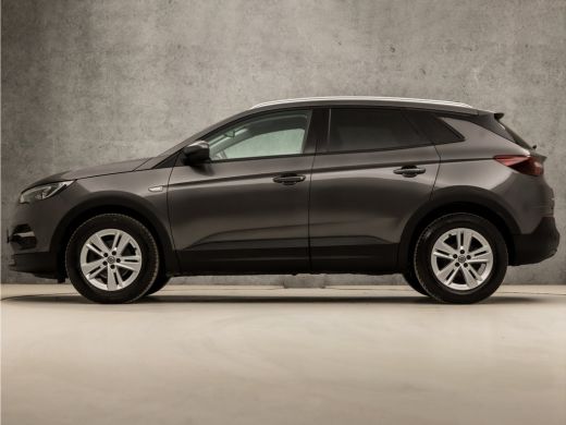 Opel Grandland X 1.2 Turbo Sport (APPLE CARPLAY, GROOT NAVI, CAMERA, LEDER, GETINT GLAS, SPORTSTOELEN, PARKEERSE... ActivLease financial lease