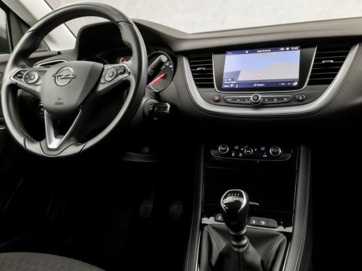 Opel Grandland X 1.2 Turbo Sport (APPLE CARPLAY, GROOT NAVI, CAMERA, LEDER, GETINT GLAS, SPORTSTOELEN, PARKEERSE... ActivLease financial lease
