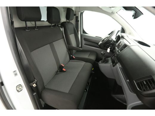 Opel Vivaro 1.5 CDTI L3H1 Airco Cruise Carplay Camera 3 Persoons Parkeersensoren Elektrpakket ActivLease financial lease