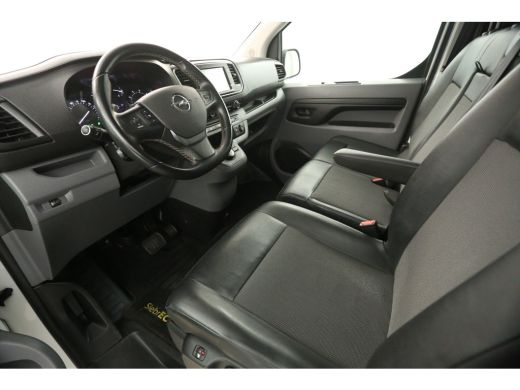 Opel Vivaro 2.0 CDTI L3H1 177PK Automaat 360Camera Airco LED Cruise Carplay Navi PDC 3 Persoons 17"LMV ActivLease financial lease