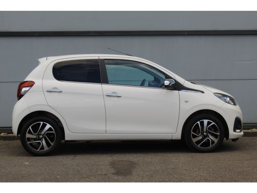 Peugeot 108 1.0 e-VTi Allure | Camera | Climate C. | 15" LMV | CarPlay | Privacy Glass | | Camera | Climate C... ActivLease financial lease