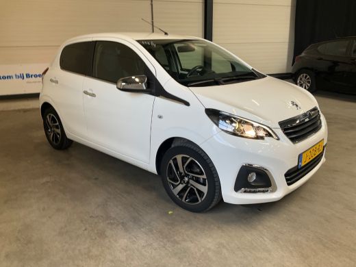 Peugeot 108 Peugeot 1.0 e-VTi Allure | Camera | Climate C. | 15" LMV | CarPlay | Privacy Glass | | Camera | C... ActivLease financial lease