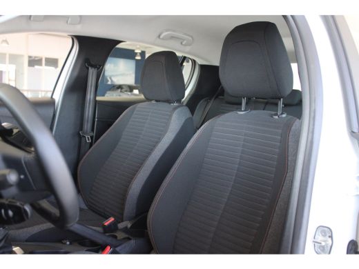 Peugeot 208 1.2 Turbo 100-PK Active Pack NAVI | DAB | AIRCO | APPLE CARPLAY/ANDROID AUTO ActivLease financial lease