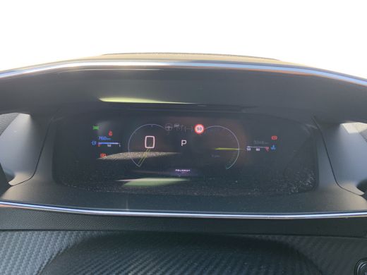 Peugeot 208 Hybrid 100 e-DCS6 GT | Achterbank in delen neerklapbaar | Achteruitrijcamera | Afwijkende dakkleur ActivLease financial lease