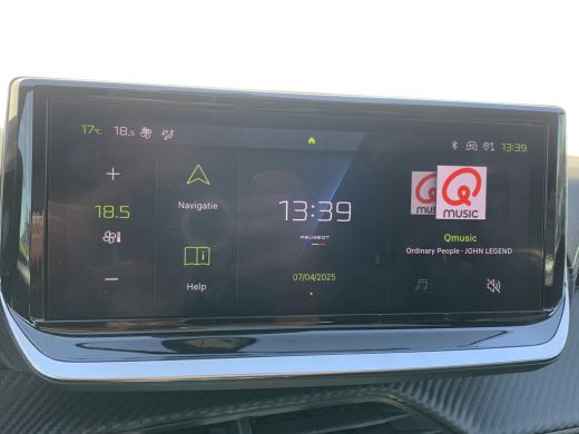 Peugeot 208 Hybrid 100 e-DCS6 GT | Achterbank in delen neerklapbaar | Achteruitrijcamera | Afwijkende dakkleur ActivLease financial lease