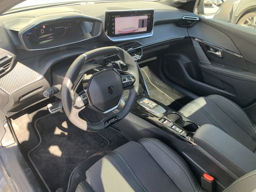 Peugeot 208 Hybrid 100 e-DCS6 GT | Achterbank in delen neerklapbaar | Achteruitrijcamera | Afwijkende dakkleur ActivLease financial lease