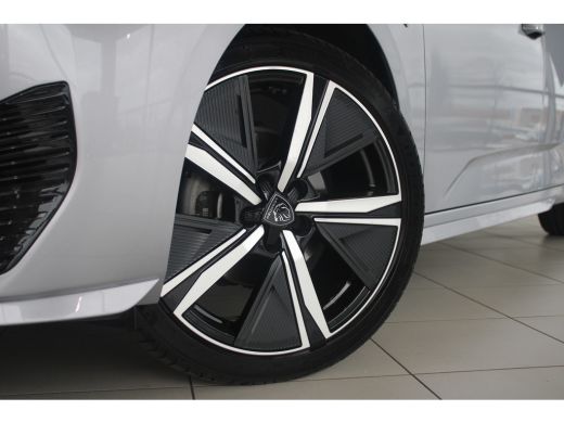 Peugeot 308 Peugeot 1.2 Turbo 130-PK EAT8 AUTOMAAT GT LUXE UITVOERING | STOELVERWARMING | CAMERA | MATRIX LED... ActivLease financial lease