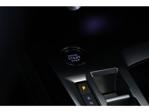 Peugeot 308 Peugeot 1.2 Turbo 130-PK EAT8 AUTOMAAT GT LUXE UITVOERING | STOELVERWARMING | CAMERA | MATRIX LED... ActivLease financial lease