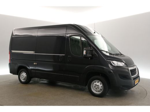 Peugeot Boxer 330 2.0 BlueHDI L2H2 Airco Camera Cruise 3 Persoons Ladder Parkeersensoren Trekhaak ActivLease financial lease