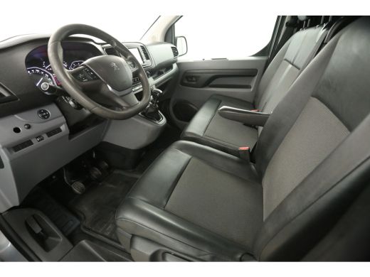 Peugeot Expert 1.5 BlueHDI L1H1 Airco Cruise Carplay LED Head-up Display Trekhaak Navi PDC 3 Persoons 17"LMV ActivLease financial lease
