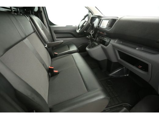 Peugeot Expert 1.5 BlueHDI L1H1 Airco Cruise Carplay LED Head-up Display Trekhaak Navi PDC 3 Persoons 17"LMV ActivLease financial lease