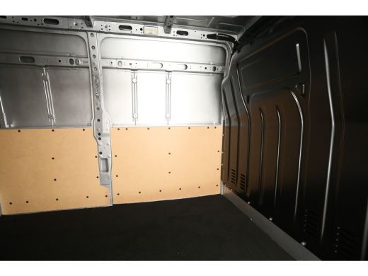 Renault Master T35 2.3 dCi 135 L3H2 NIEUW | BPM VRIJ | Airco Cruise Camera Navigatie PDC 3 Persoons LED Trekhaak ActivLease financial lease