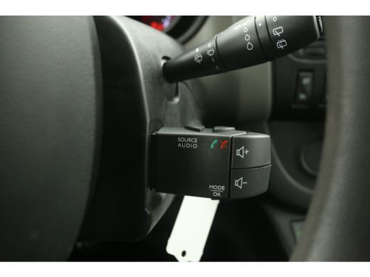 Renault Trafic 1.6 dCi T29 L1H1 Airco Cruise Navigatie Trekhaak PDC Elektrpakket ActivLease financial lease