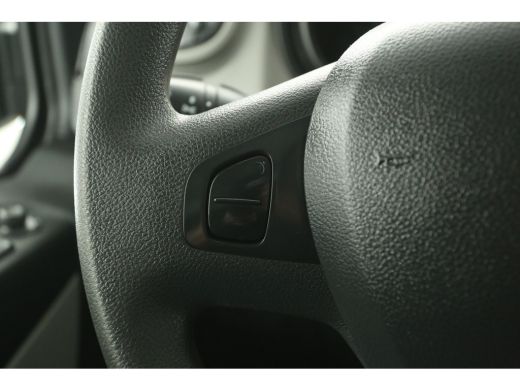 Renault Trafic 1.6 dCi T29 L1H1 Airco Navigatie Parkeersensoren Elektrpakket Schuifdeur ActivLease financial lease