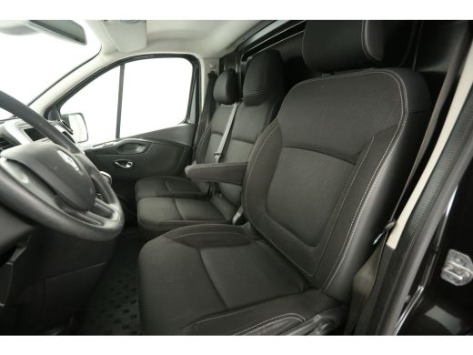 Renault Trafic 2.0 dCi T29 L1H1 146PK Automaat Airco Camera PDC LED 3 Persoons Elektrpakket ActivLease financial lease