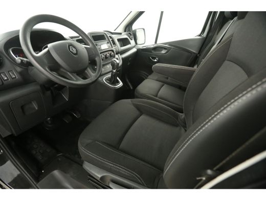 Renault Trafic 2.0 dCi T29 L1H1 146PK Automaat Airco Camera PDC LED 3 Persoons Elektrpakket ActivLease financial lease