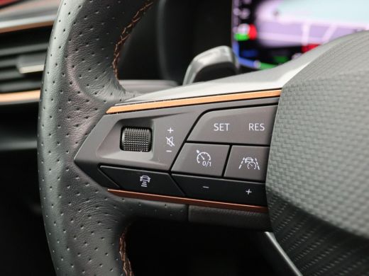 Seat Formentor 1.4 e-Hybrid Performance 204PK DSG Pano-Schuifdak, Adaptieve Cruise Controle, Side Assist, Keyles... ActivLease financial lease