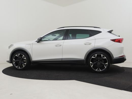 CUPRA Formentor 1.4 e-Hybrid VZ Performance 245pk | Park assist | Camera achter | Adaptief cruise control | Dodeh... ActivLease financial lease