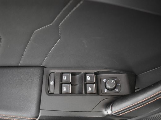 CUPRA Formentor 1.4 e-Hybrid VZ Performance 245pk | Park assist | Camera achter | Adaptief cruise control | Dodeh... ActivLease financial lease