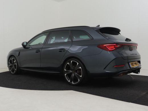 Seat Leon Sportstourer 1.4 e-Hybrid 245pk PHEV VZ Performance | Trekhaak | Adaptief cruise control | Park assist | Camer... ActivLease financial lease