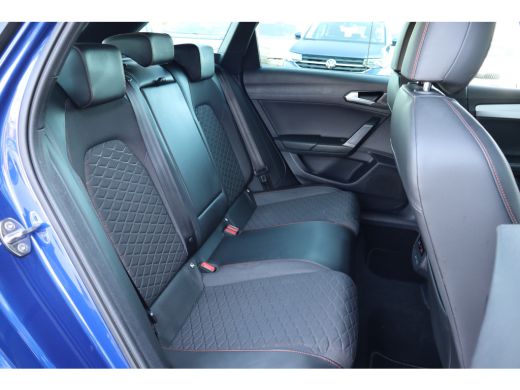 Seat Leon Sportstourer 1.5 TSI FR Launch Edition | Navigatie | Cruise Control | Parkeersensoren | Full-Link | ActivLease financial lease