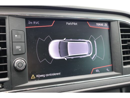 Seat León ST 1.0 TSI Style Ultimate Edition | Stoelverwarming | Trekhaak | Full-Link | Parkeersensoren | ActivLease financial lease