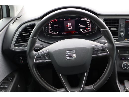 Seat León ST 1.0 TSI Style Ultimate Edition | Stoelverwarming | Trekhaak | Full-Link | Parkeersensoren | ActivLease financial lease