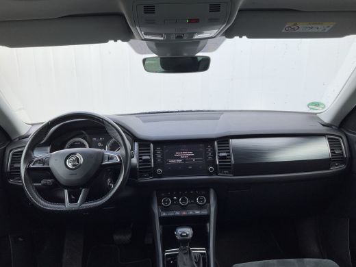 Skoda Kodiaq 1.5 TSI Business Edition Automaat Pano Trekhaak Canton-Sound Elek.klep Nav/Cam! ActivLease financial lease