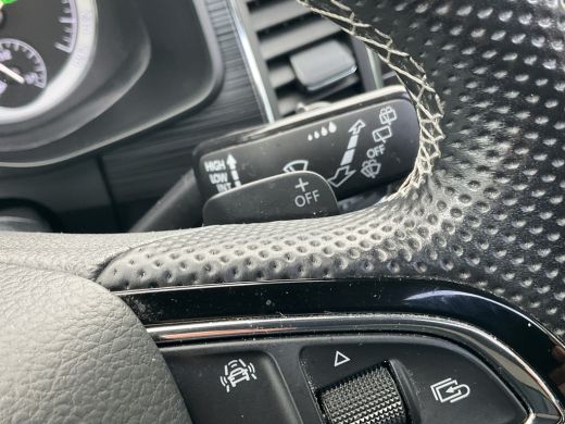 Skoda Kodiaq 1.5 TSI Business Edition Automaat Pano Trekhaak Canton-Sound Elek.klep Nav/Cam! ActivLease financial lease