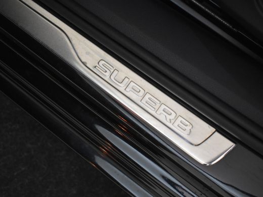 Skoda Superb Combi 1.4 TSI 218pk PHEV iV Business Edition Plus | Panorama dak | 360 Camera | Park assist | Ada... ActivLease financial lease