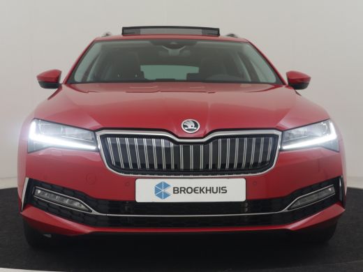 Skoda Superb Combi 1.4 TSI 218pk PHEV iV L&K Executive | Panorama dak | Trekhaak | Canton audio | leder bekled... ActivLease financial lease