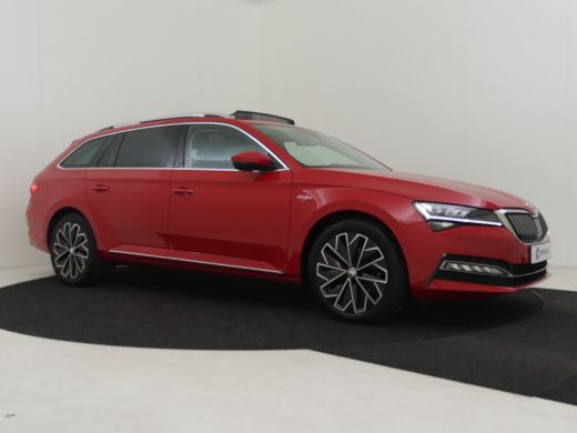 Skoda Superb Combi 1.4 TSI 218pk PHEV iV L&K Executive | Panorama dak | Trekhaak | Canton audio | leder bekled... ActivLease financial lease