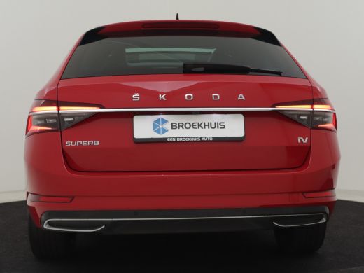 Skoda Superb Combi 1.4 TSI 218pk PHEV iV L&K Executive | Panorama dak | Trekhaak | Canton audio | leder bekled... ActivLease financial lease