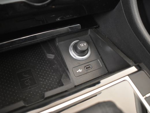 Skoda Superb Combi 1.4 TSI 218pk PHEV iV L&K Executive | Panorama dak | Trekhaak | Canton audio | leder bekled... ActivLease financial lease