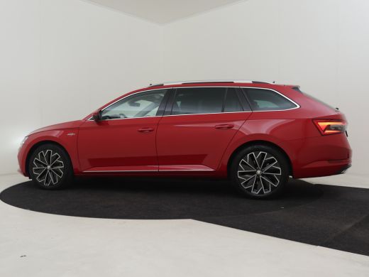 Skoda Superb Combi 1.4 TSI 218pk PHEV iV L&K Executive | Panorama dak | Trekhaak | Canton audio | leder bekled... ActivLease financial lease